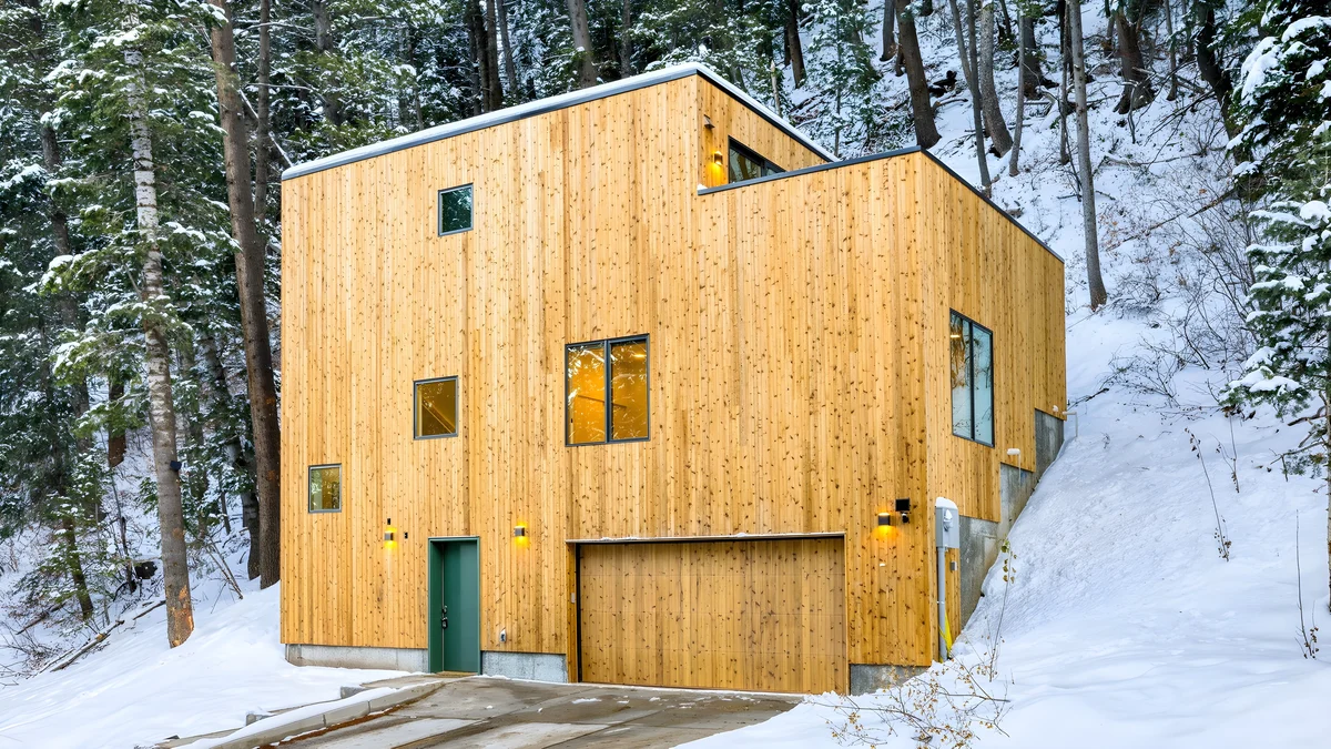 Wander Summit Park Slopes