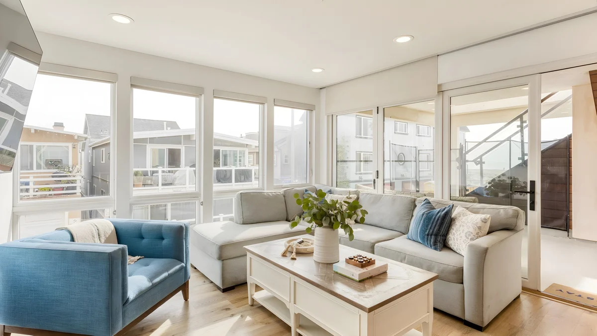 Wander Newport Beach Cliffs