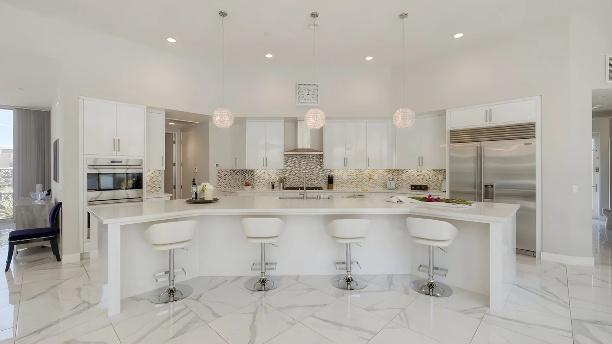 Wander Palm Springs Palms