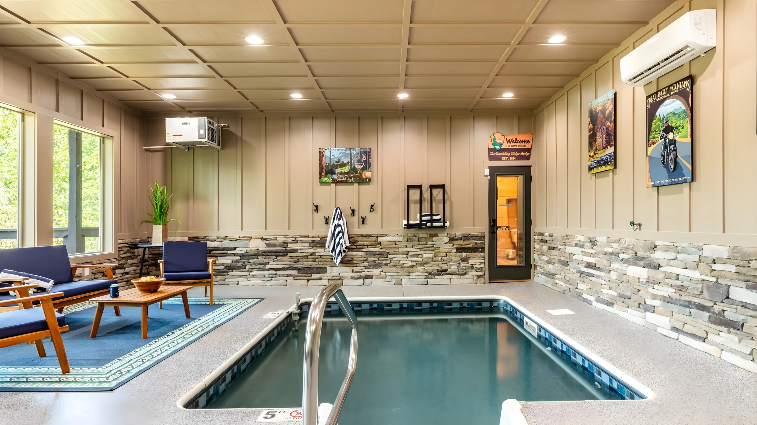 Wander Gatlinburg Summit Glow #37