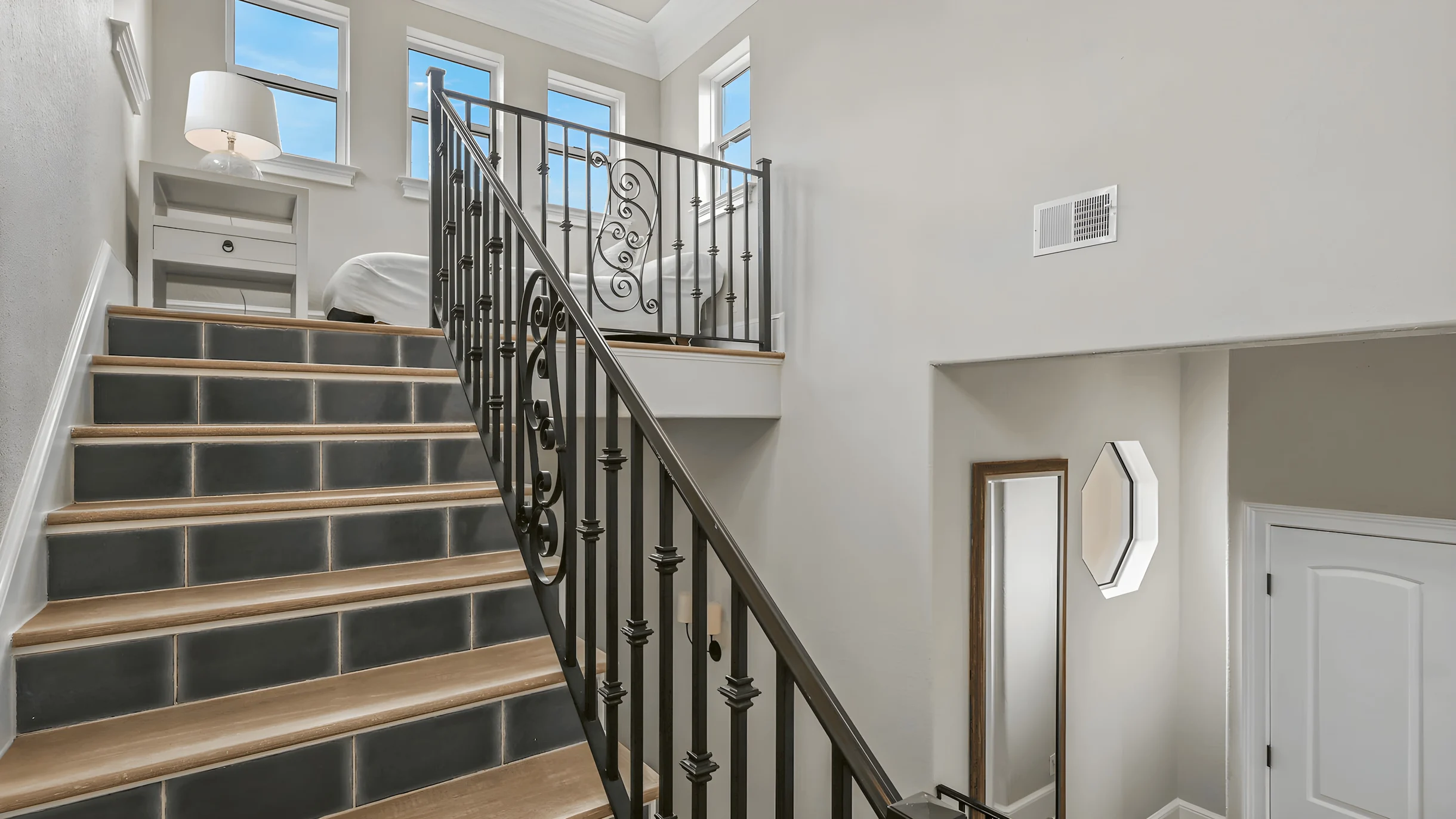 Wander Santa Rosa Glow #13