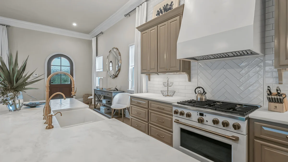 Wander Santa Rosa Glow