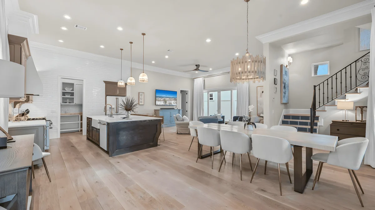 Wander Santa Rosa Glow