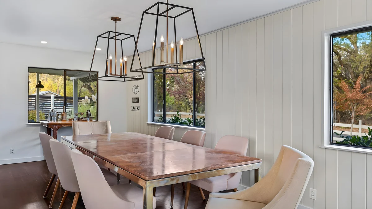 Dining Room 1 image 1