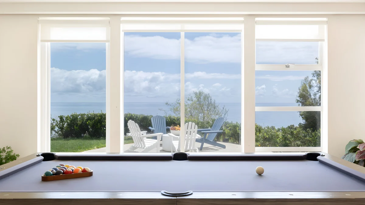 Wander Malibu Cliffside