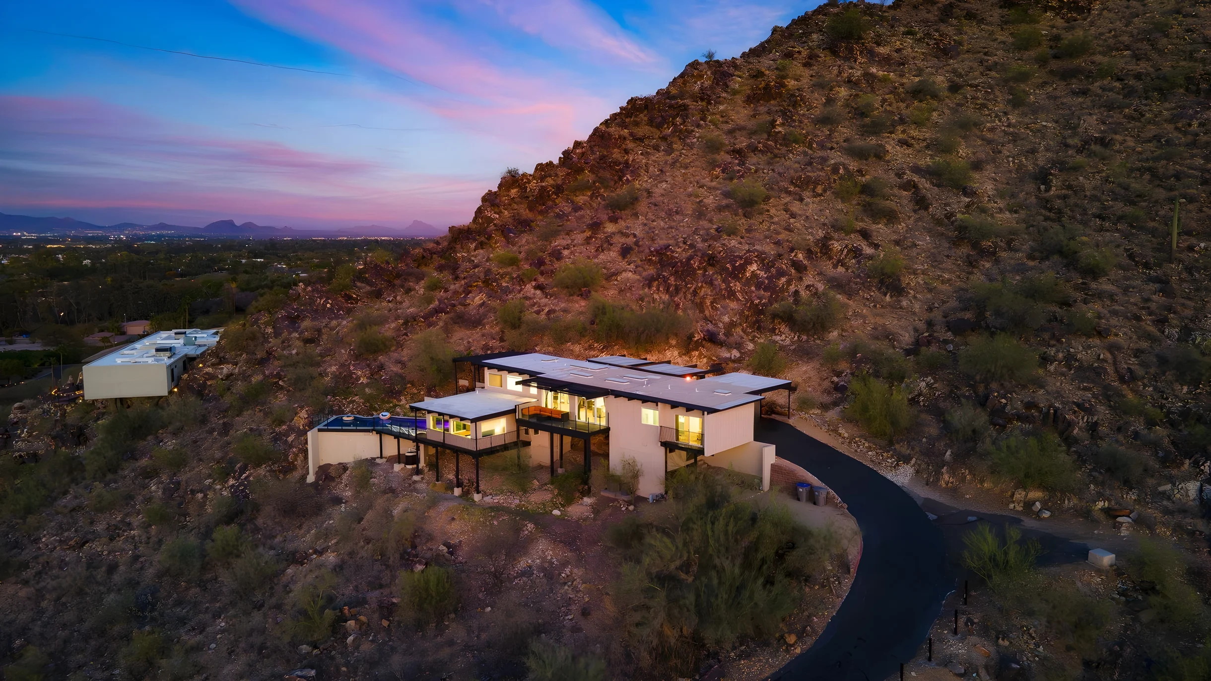 Wander Paradise Valley Palms #4