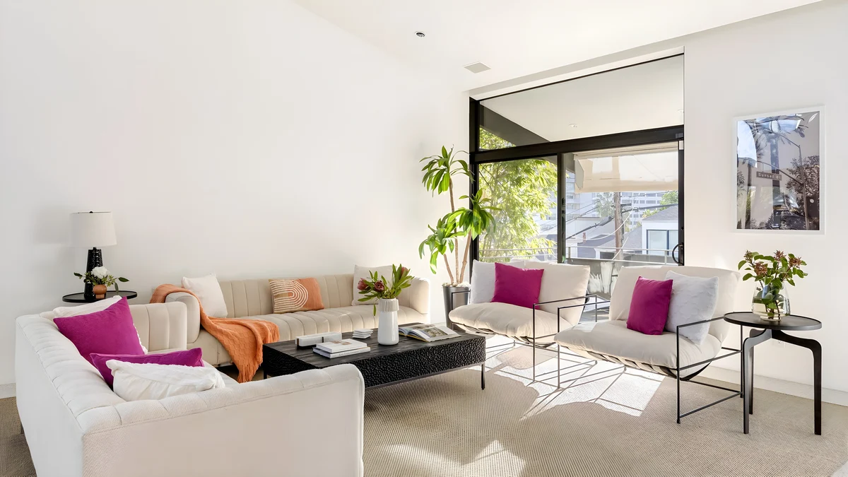 Wander Sunset Strip Allure