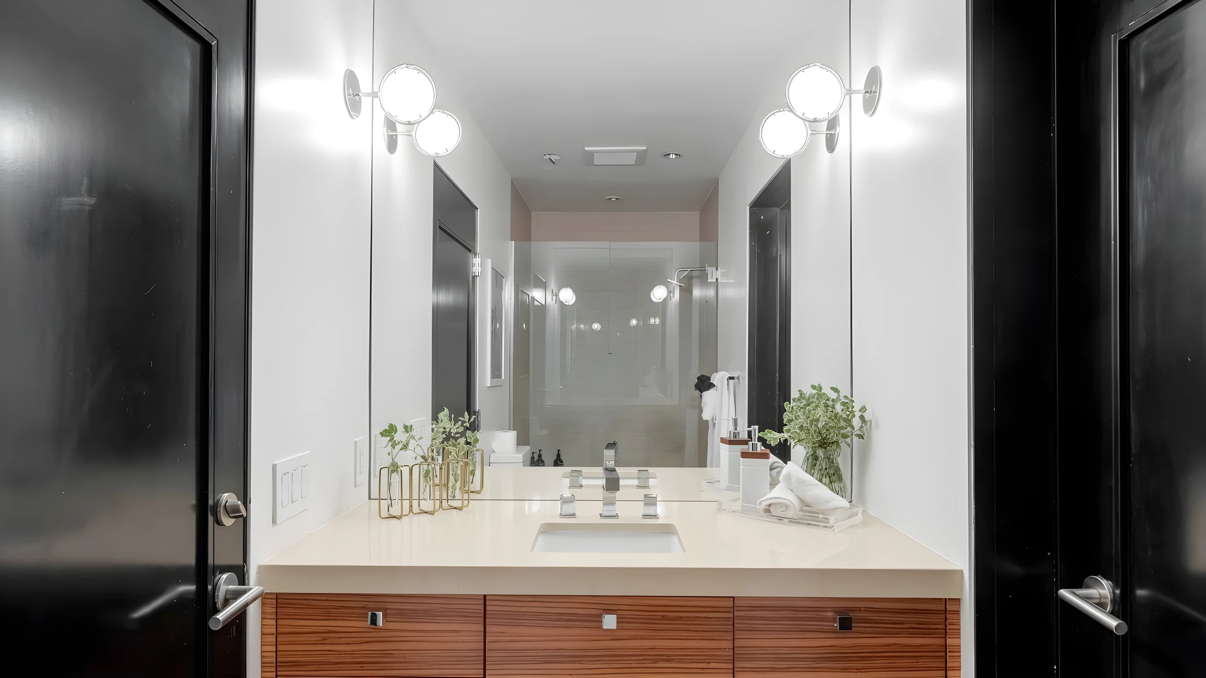 Wander Sunset Strip Allure #16