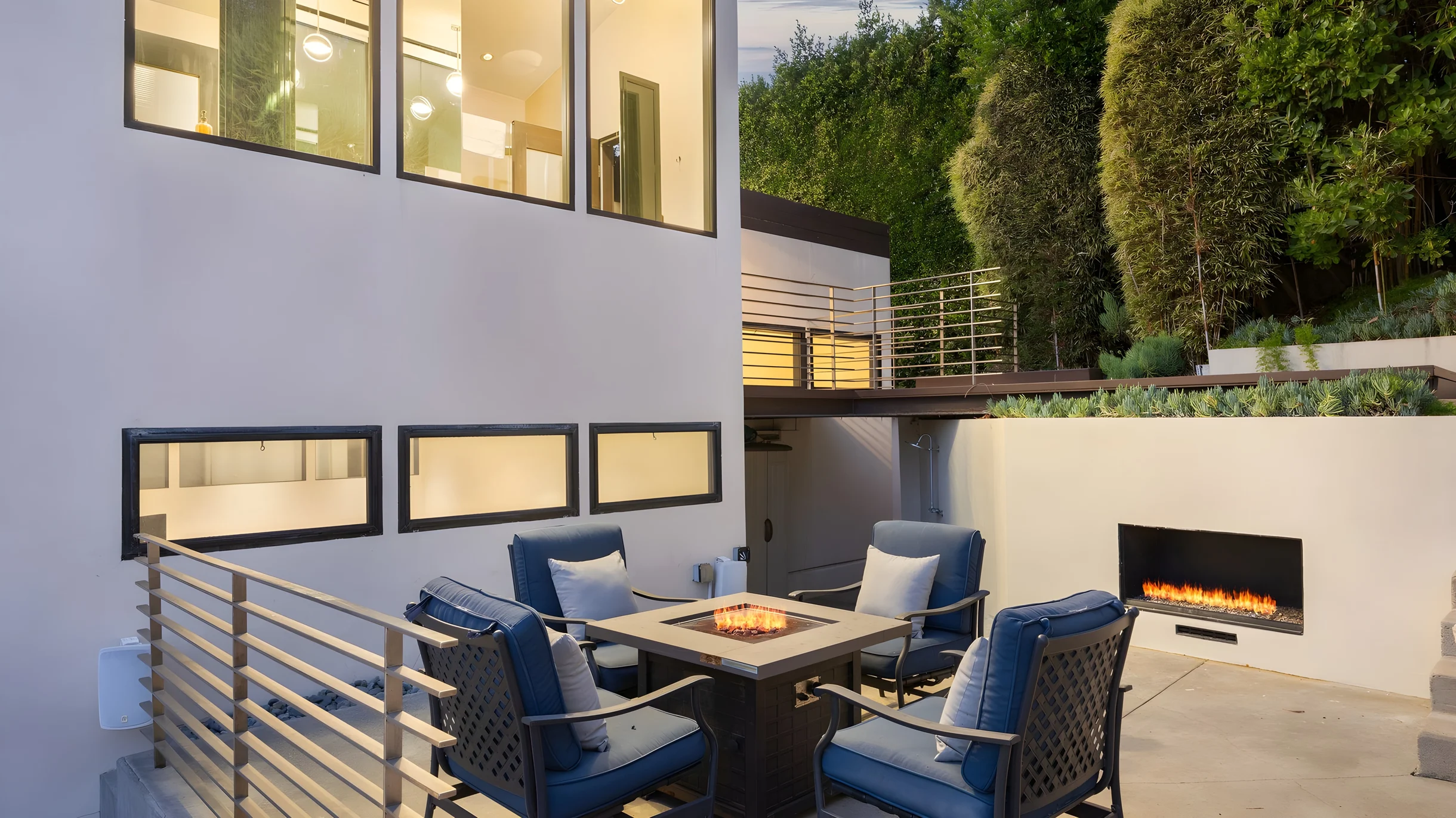 Wander Sunset Strip Allure #23