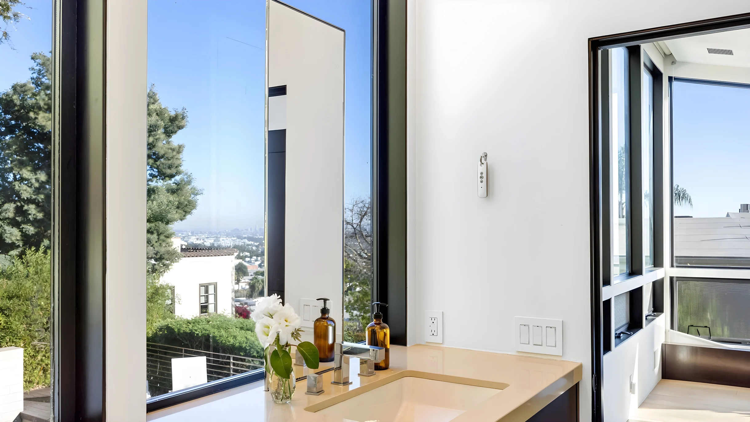 Wander Sunset Strip Allure #32