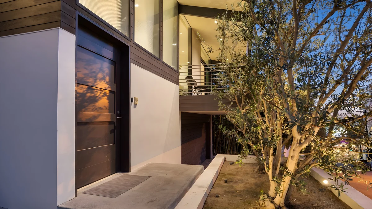 Wander Sunset Strip Allure