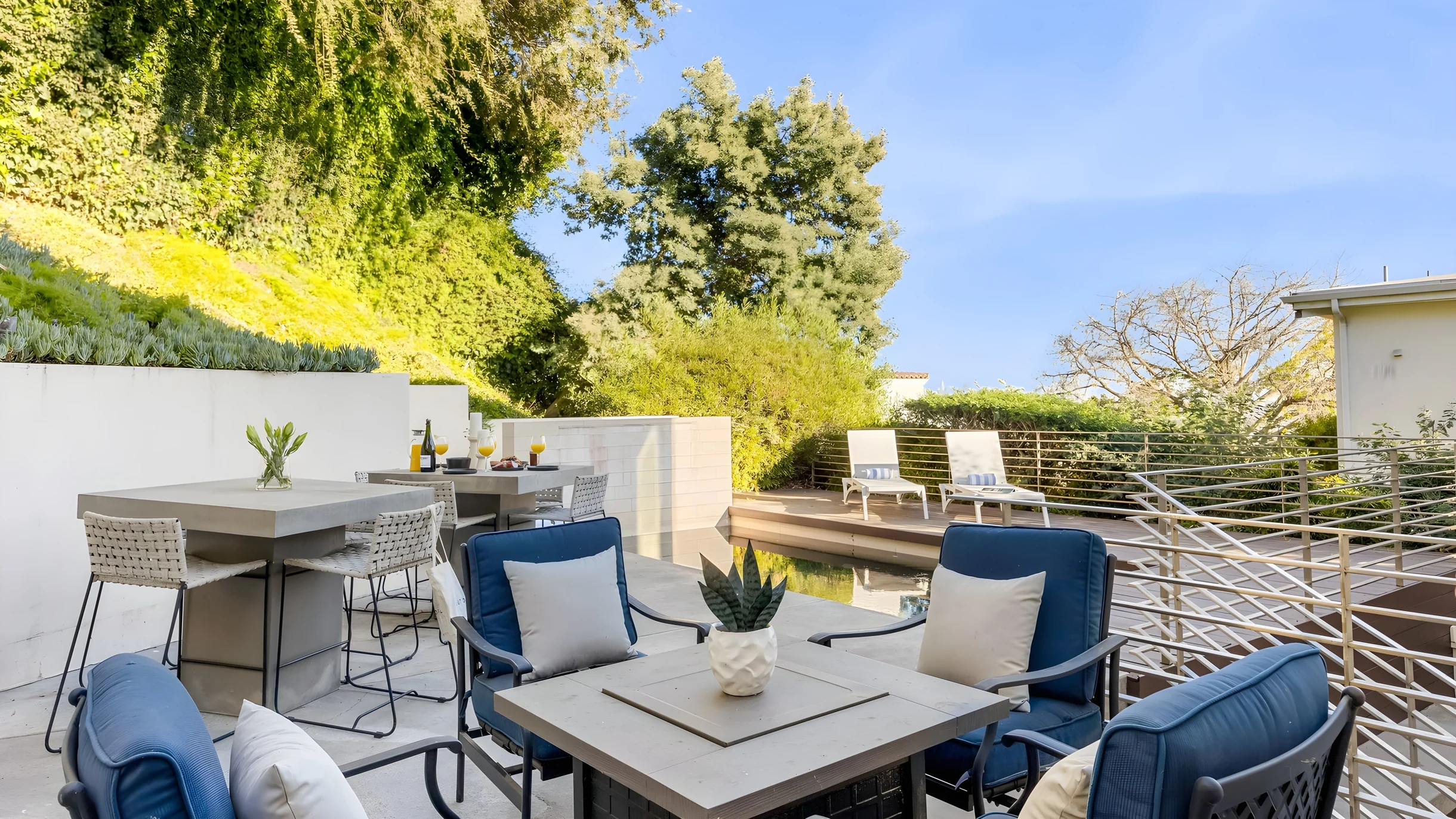 Wander Sunset Strip Allure #44