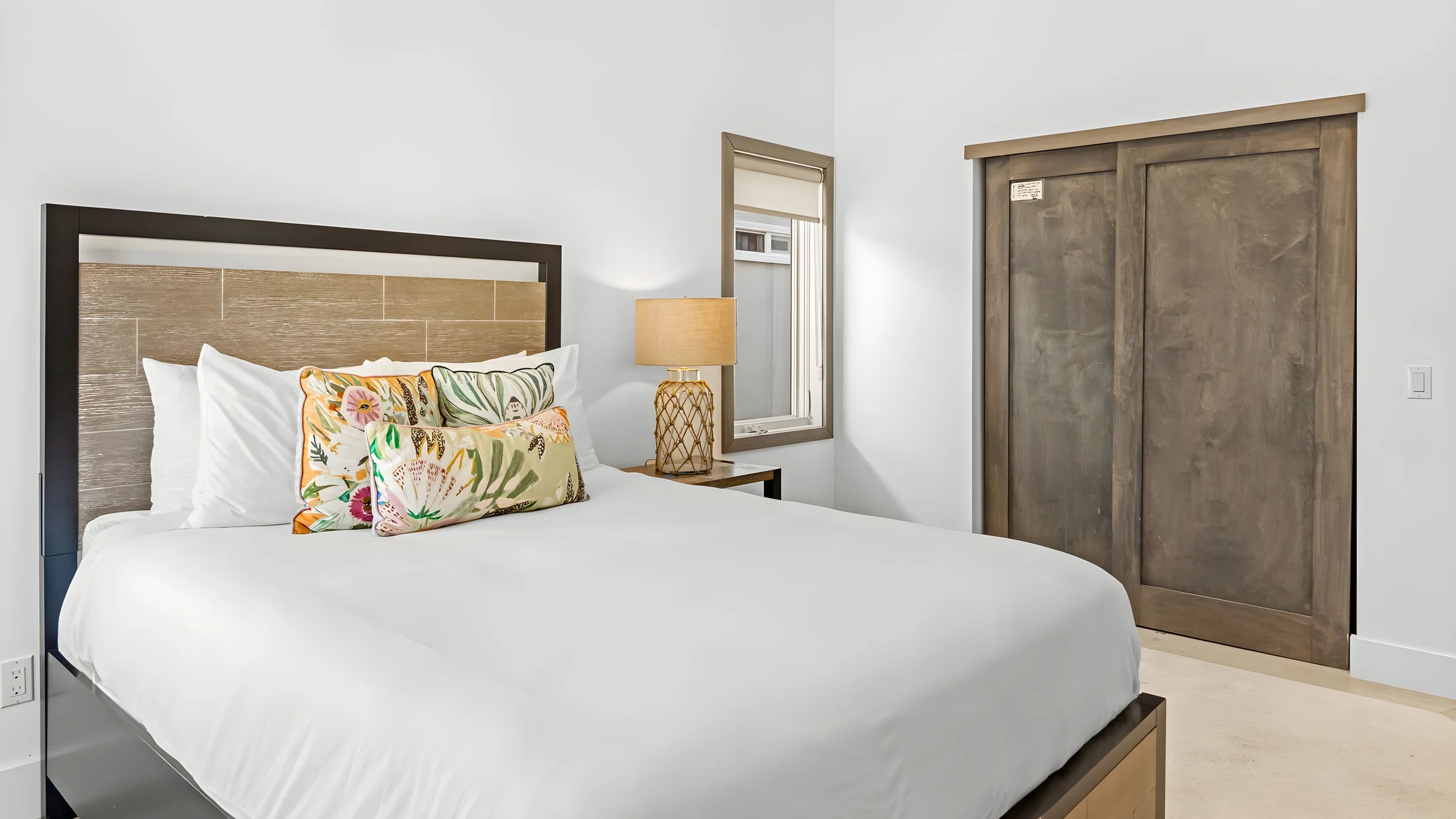 Wander Newport Tides #30