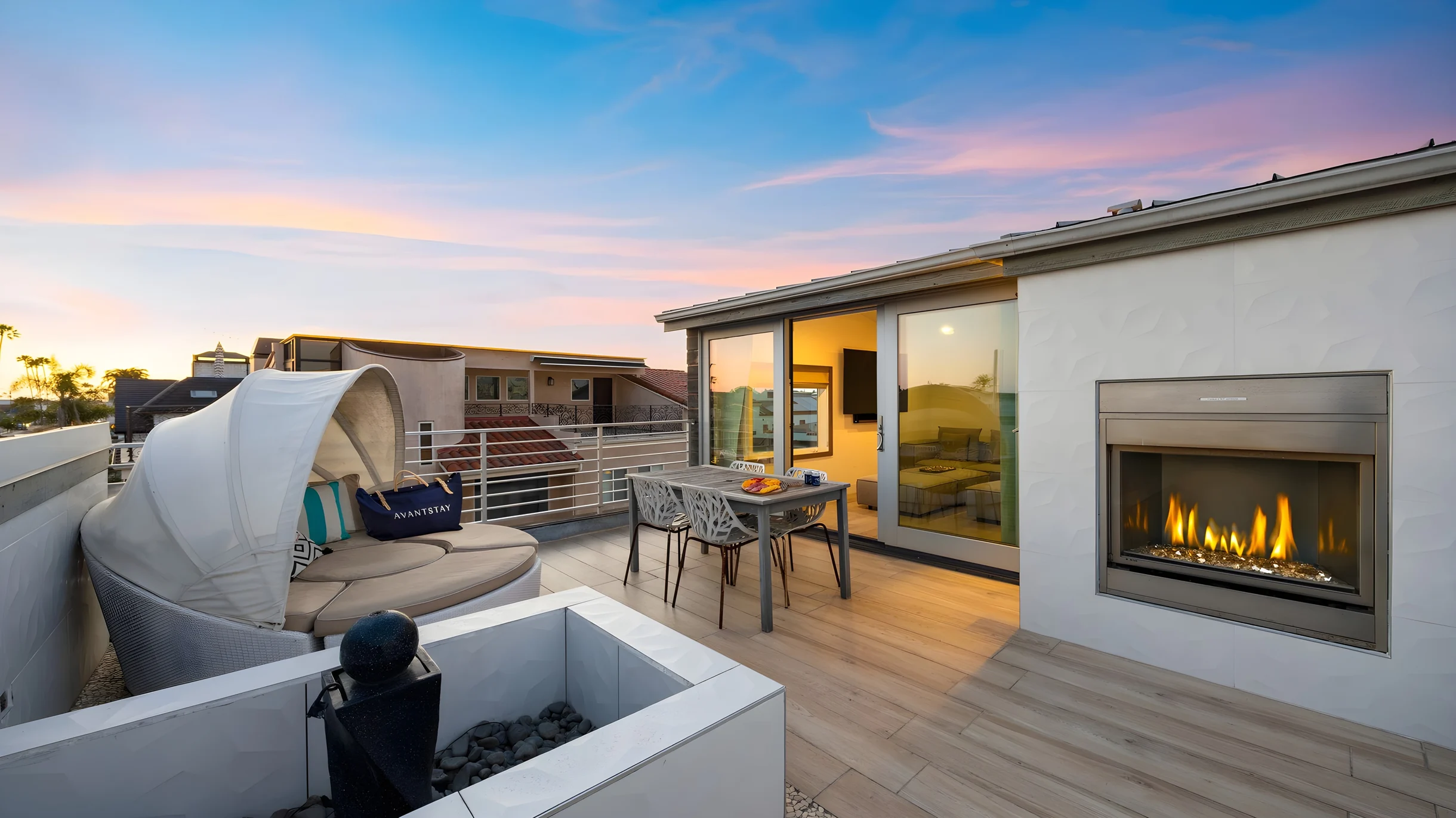 Wander Newport Tides #40