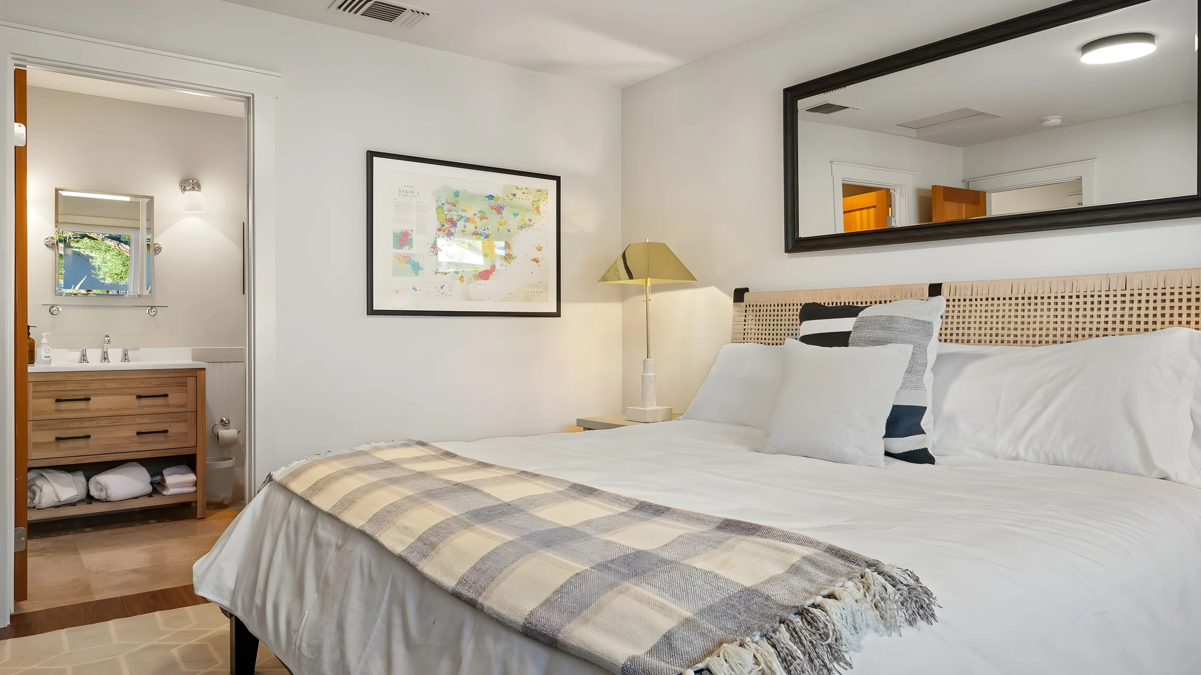 Wander Paso Robles Vines #33