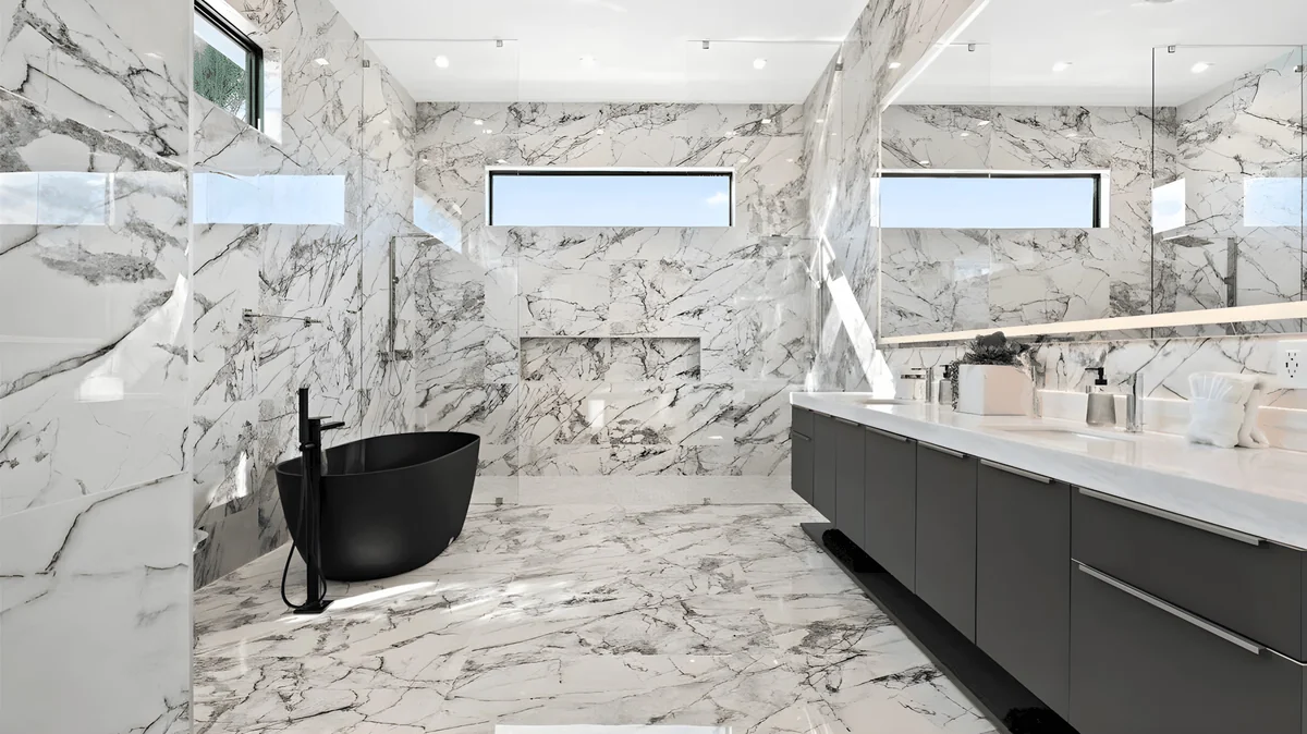 Ensuite Bathroom image 1