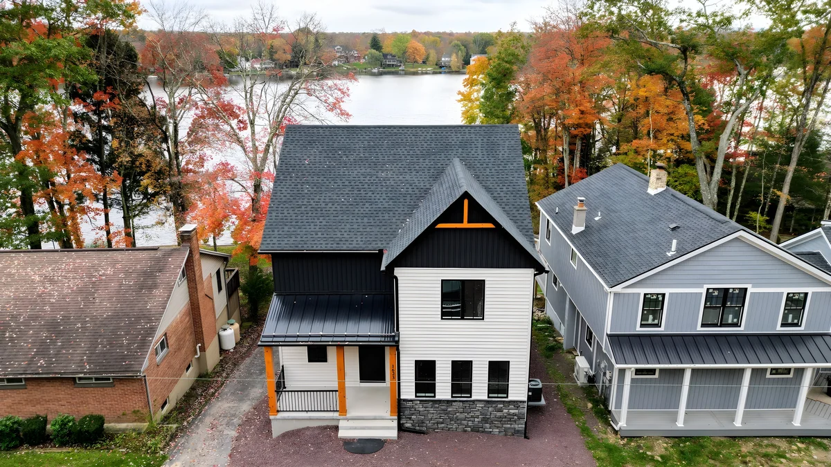 Wander White Haven Lakeview