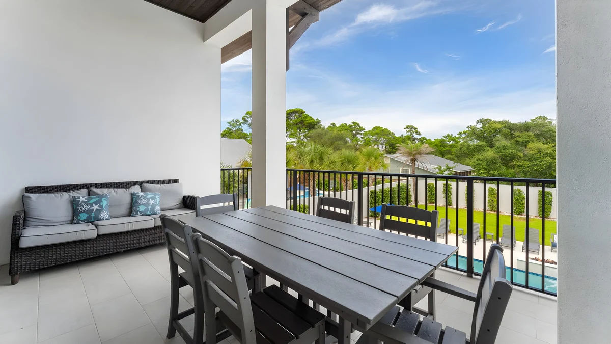 Wander Santa Rosa Beachfront