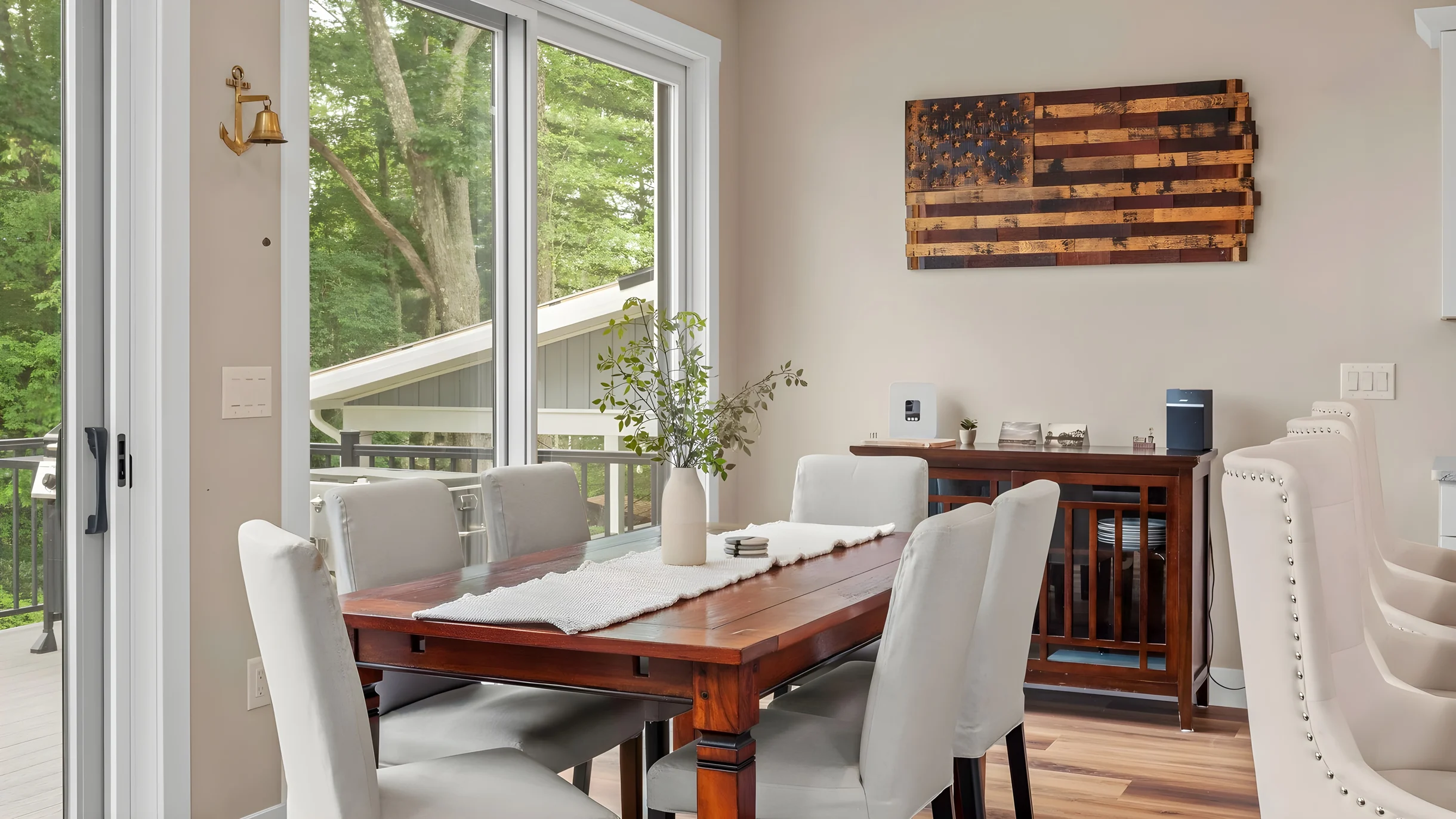 Wander White Haven Lakeview #21