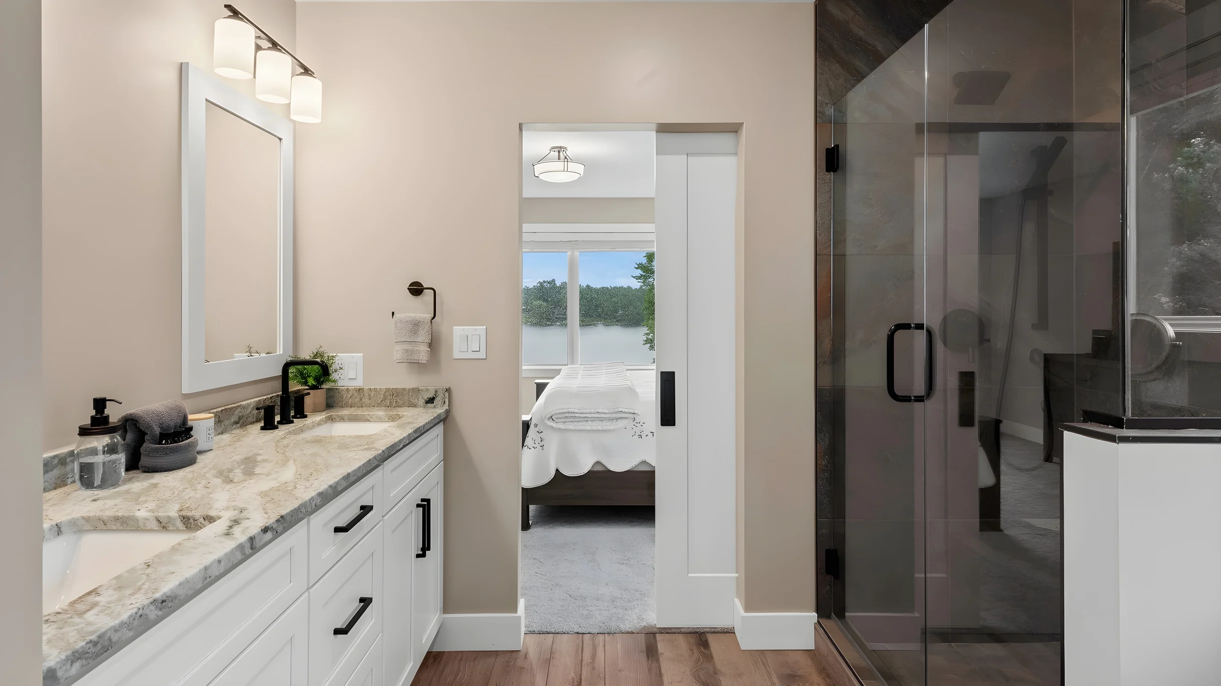 Wander White Haven Lakeview #60