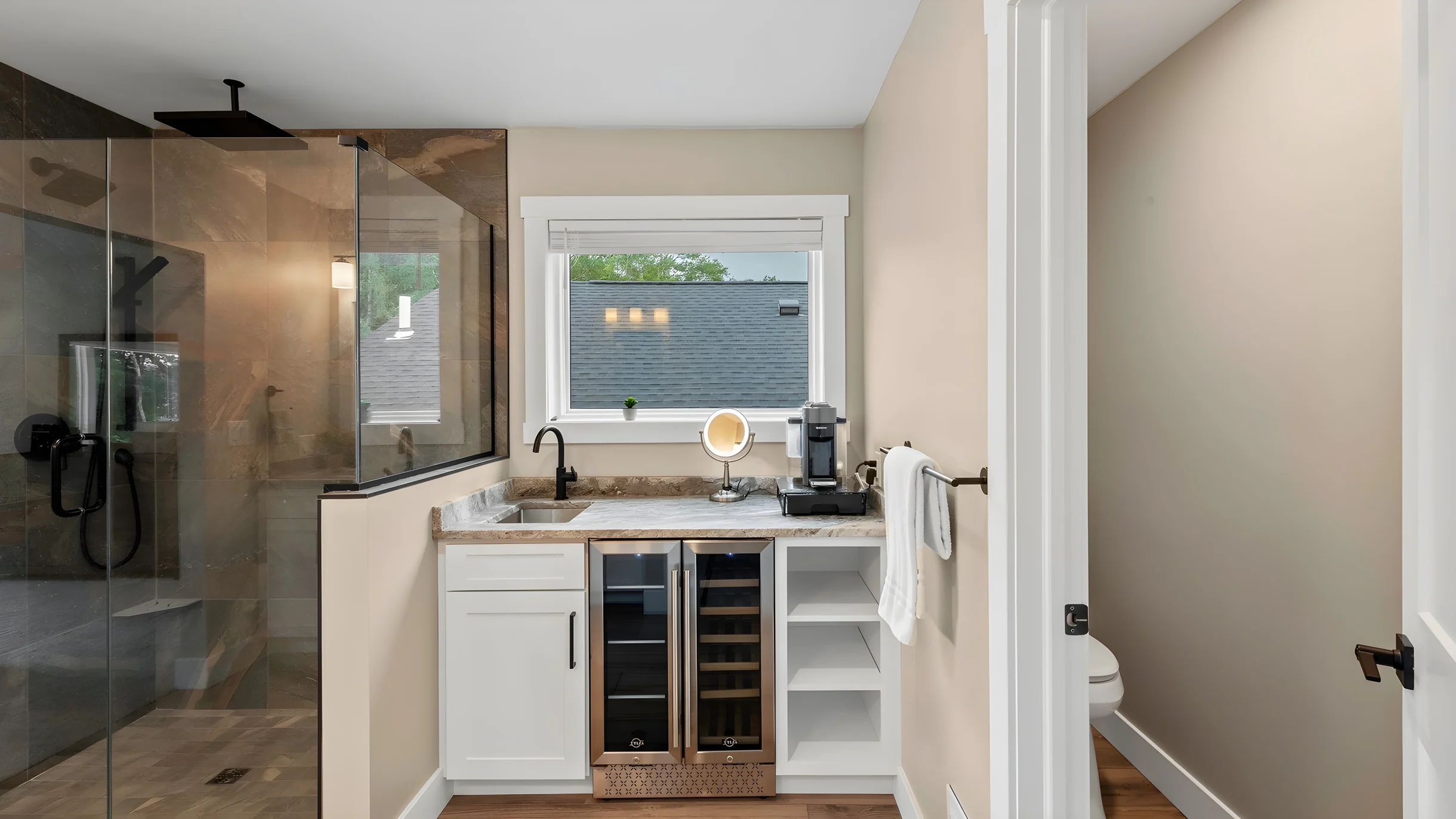 Wander White Haven Lakeview #62