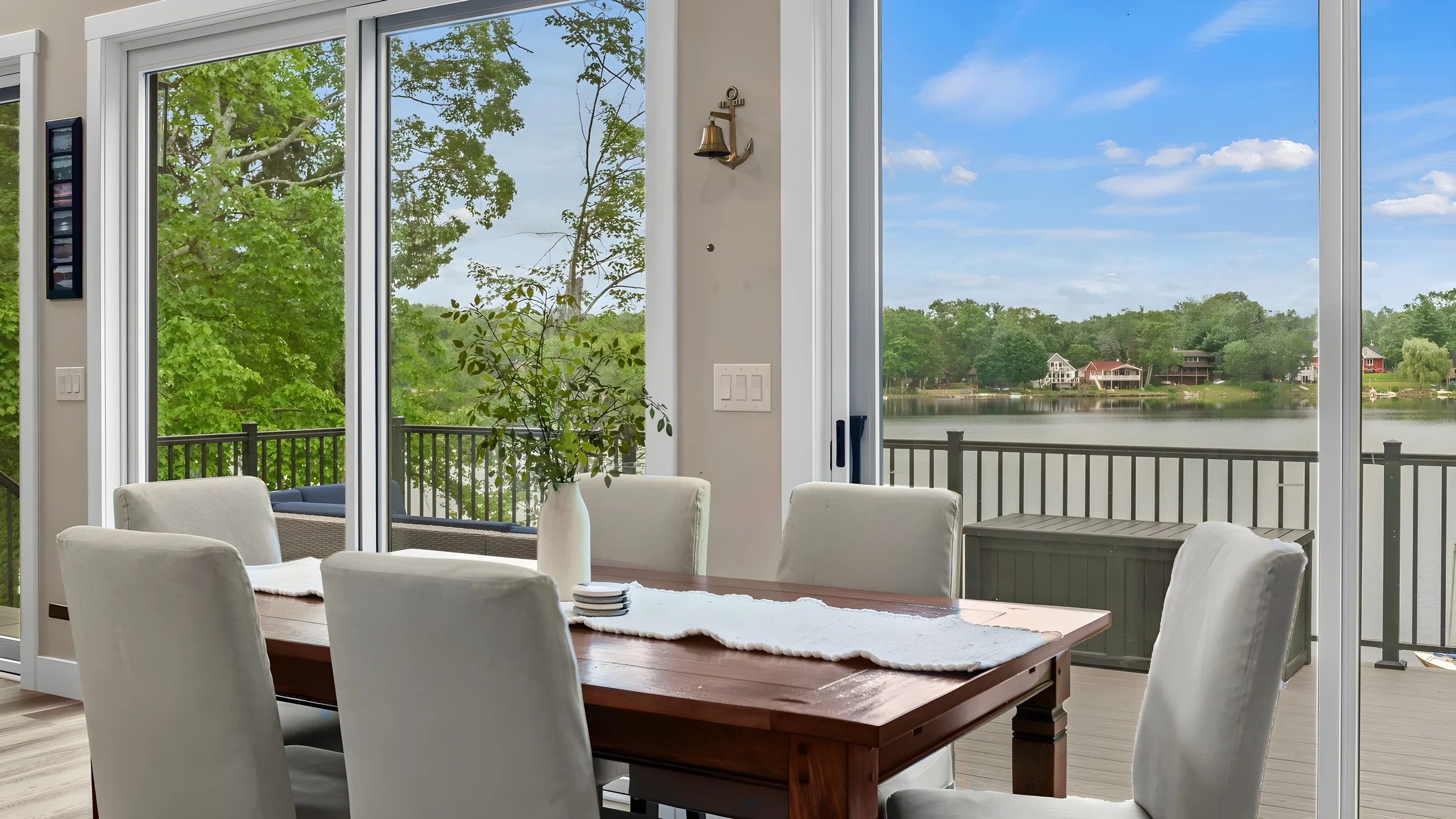 Wander White Haven Lakeview #10