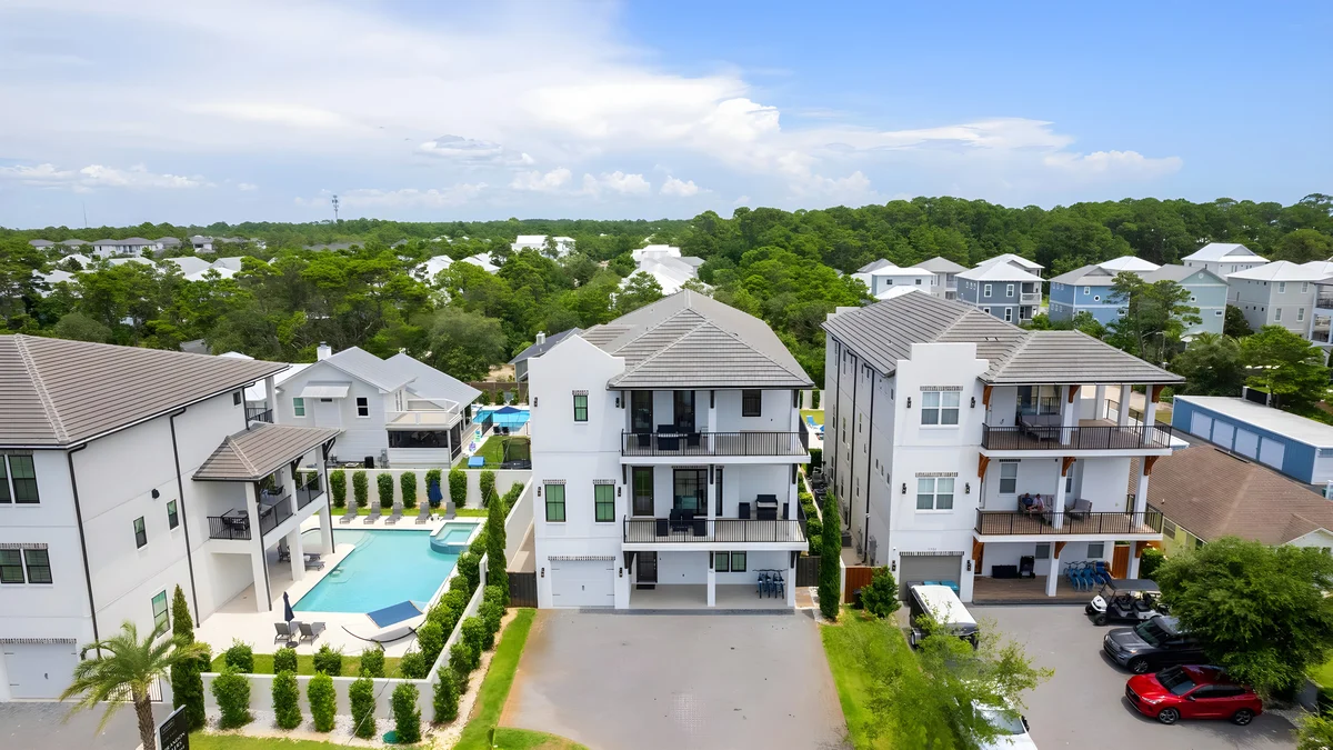 Wander Santa Rosa Beachfront