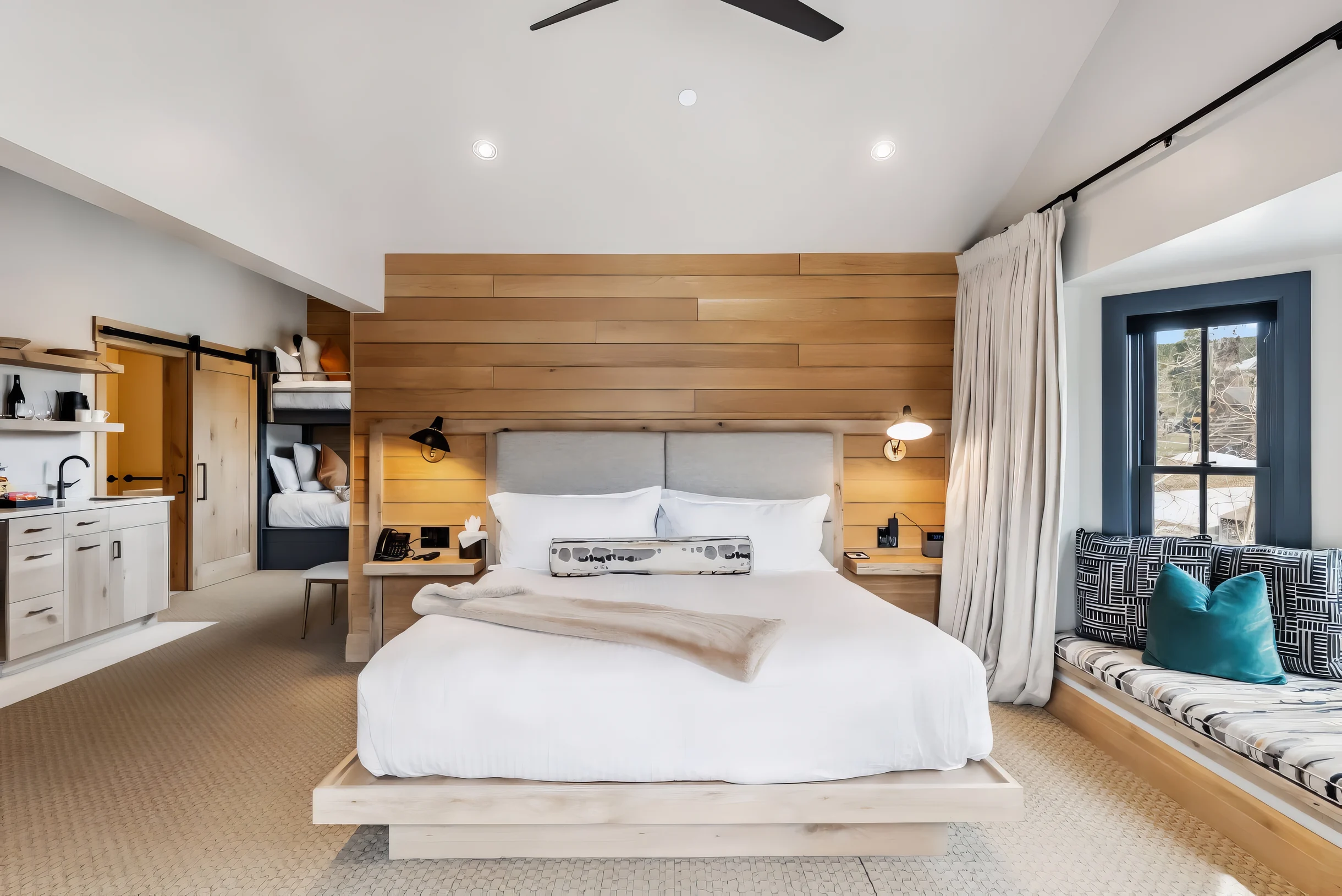 Wander Breckenridge Carlin Royal Tiger