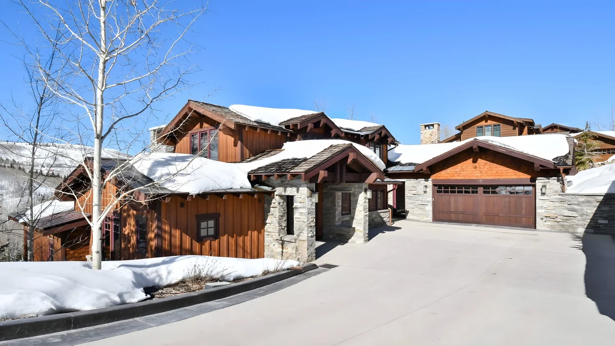 Wander Silver Strike Summit