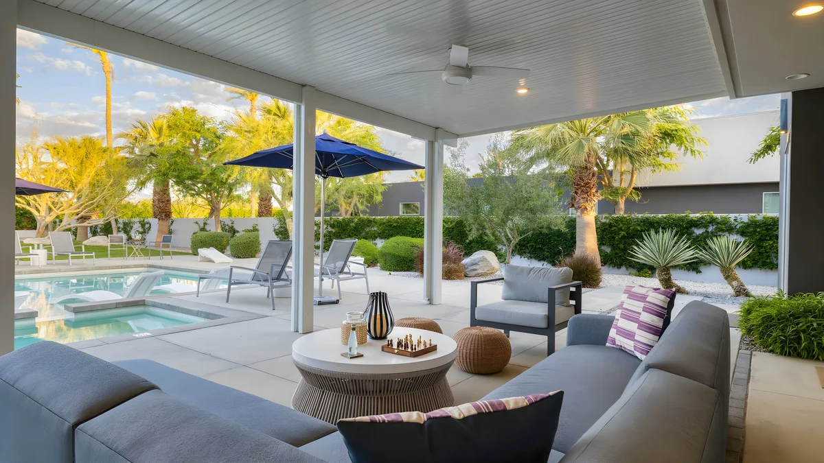 Wander La Quinta Vista