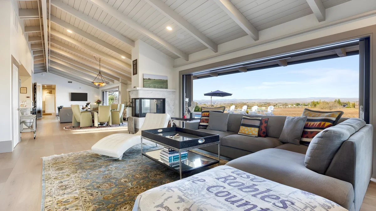 Wander Paso Robles Oaks