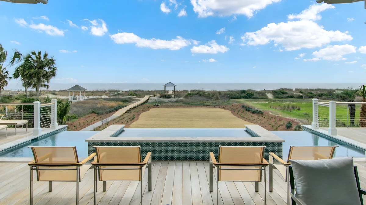 Wander Isle Palms Cove