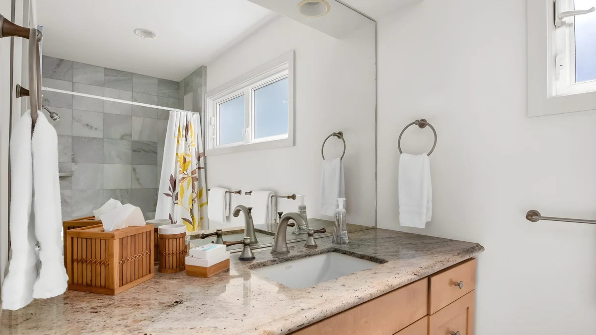 Wander Haleiwa Sunset Shores