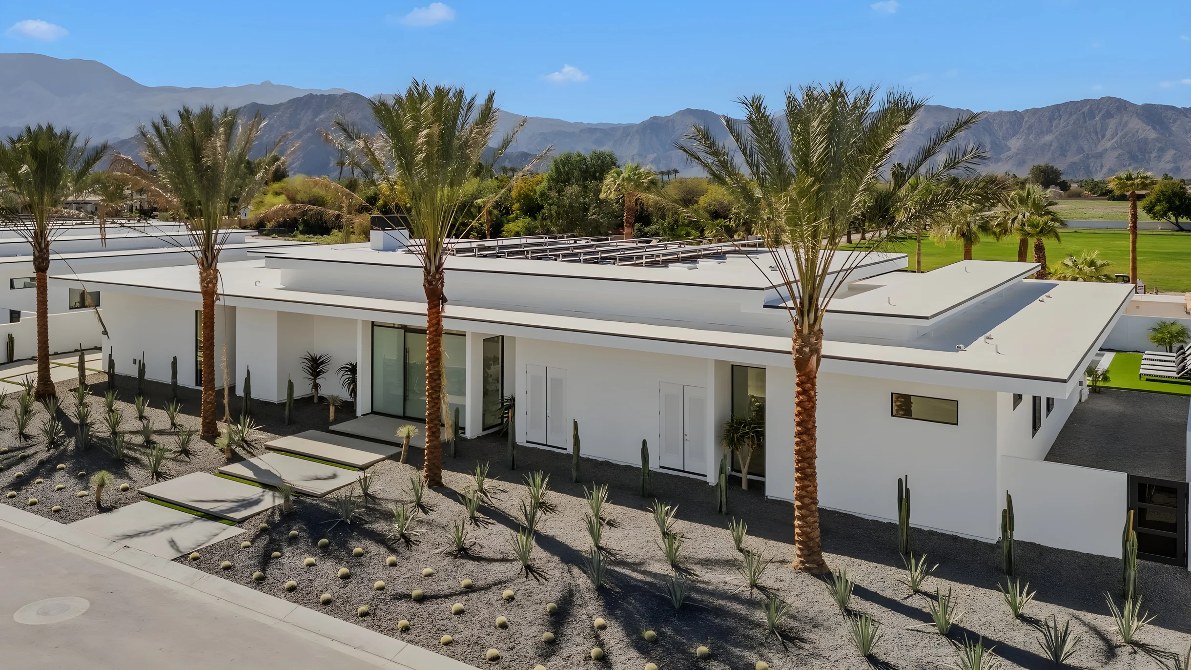 Wander Indio Polo Retreat #4