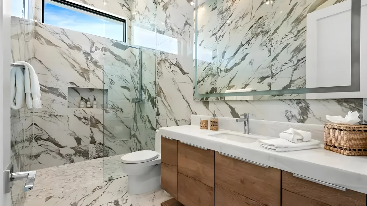 Wander Indio Date Palms