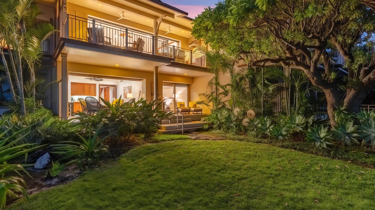 Wander Kailua Kona Serenity