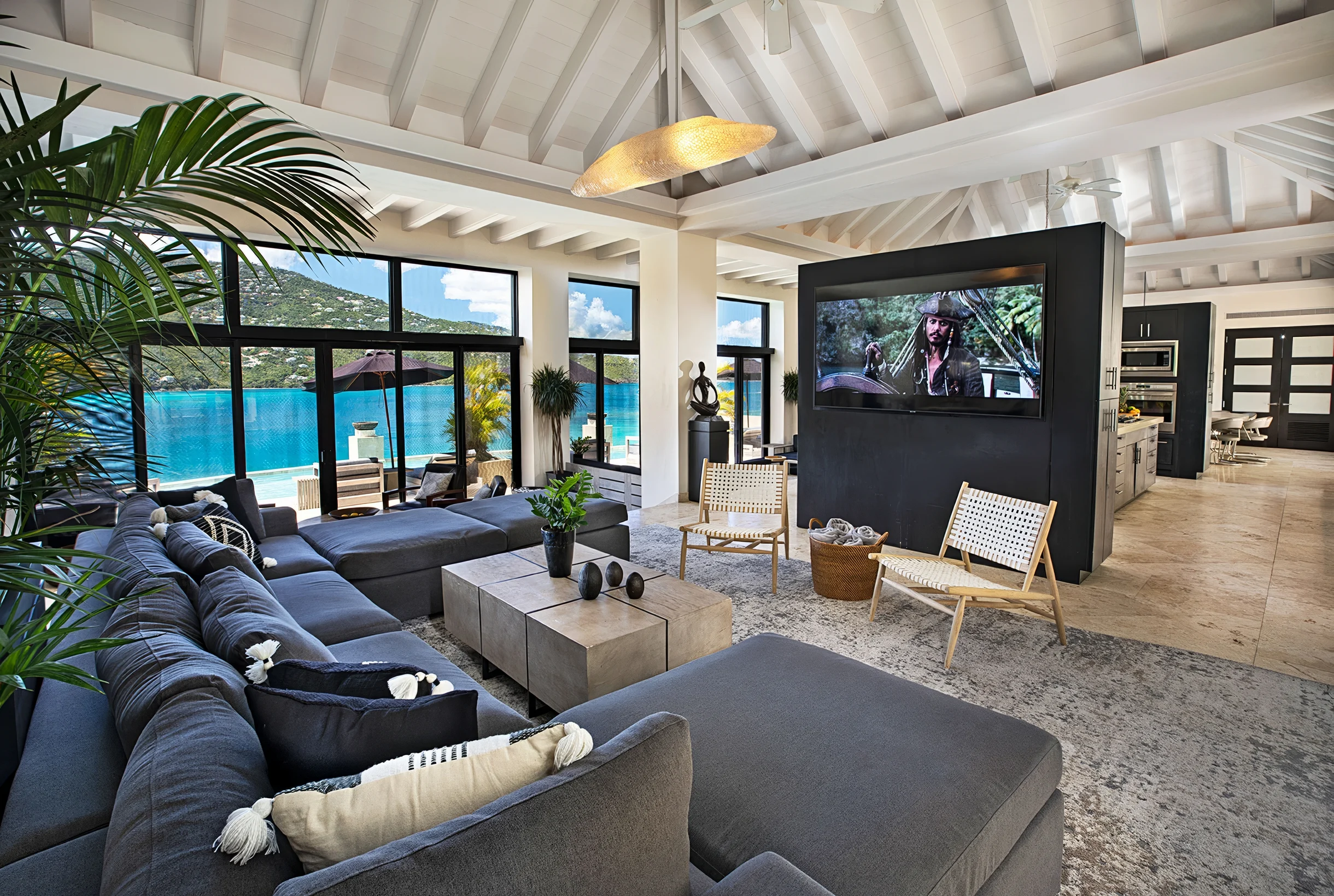 Wander St. Thomas Grove #3