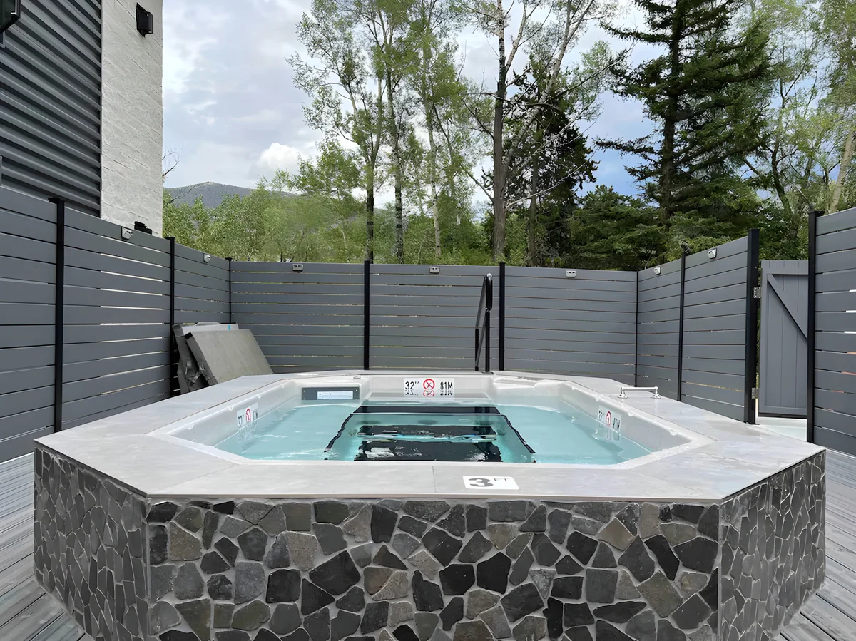 Wander Silverthorne River