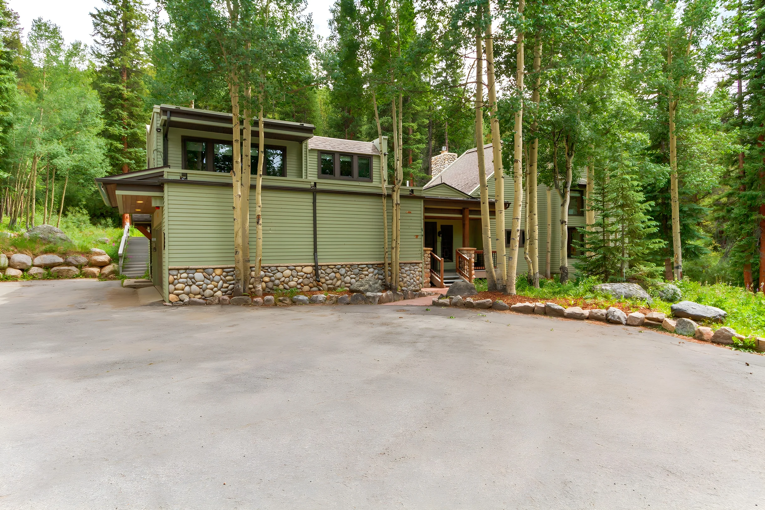 Wander Breckenridge Peakview #75