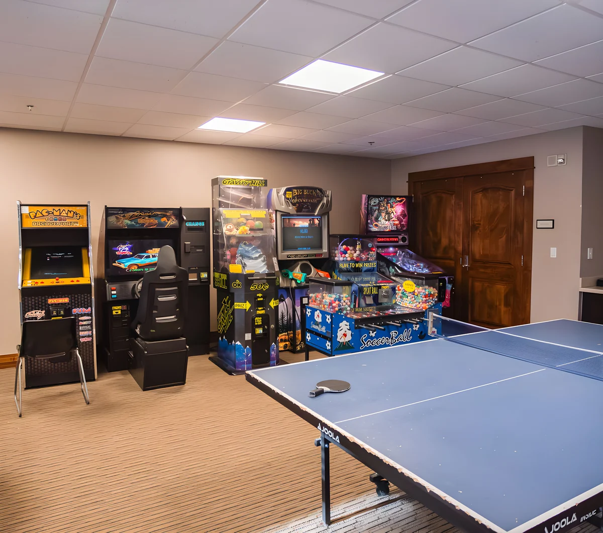 Wander Breckenridge Summit Retreat