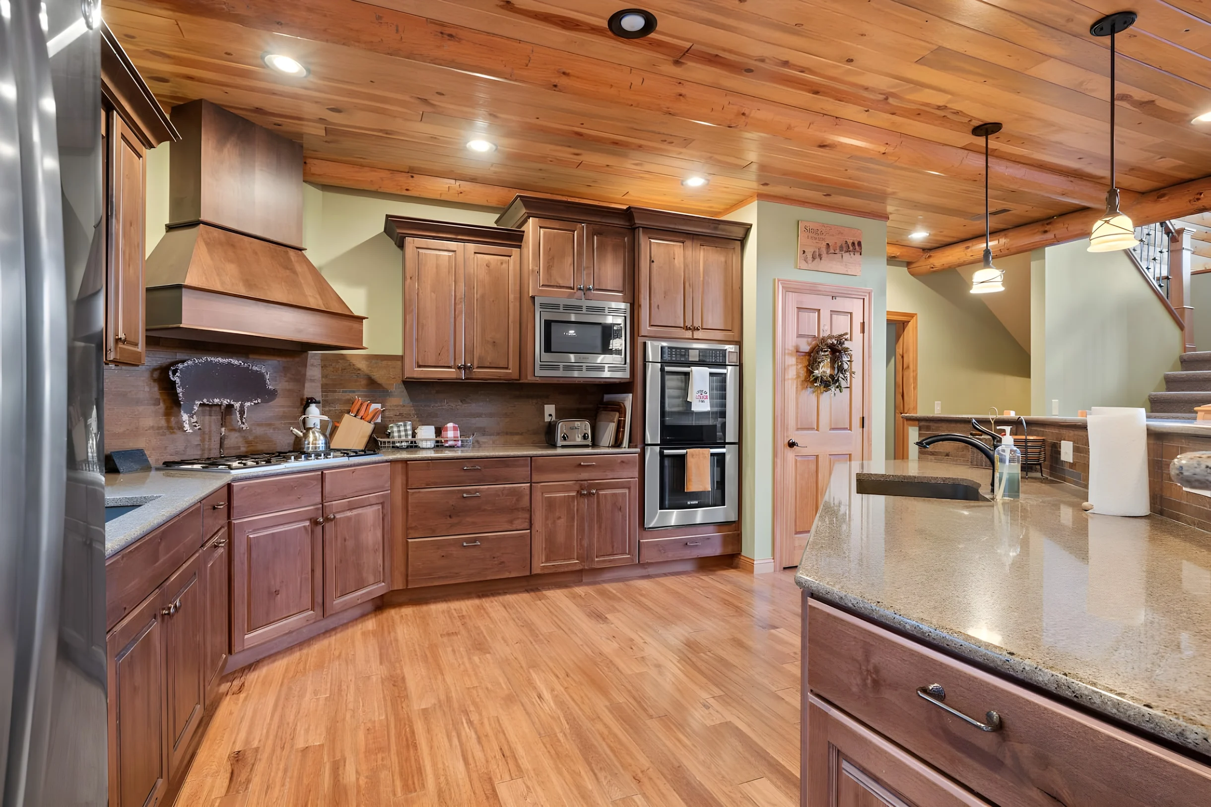Largest Black Hills Lodge - Sleeps 30 - 13 Bedroom #44