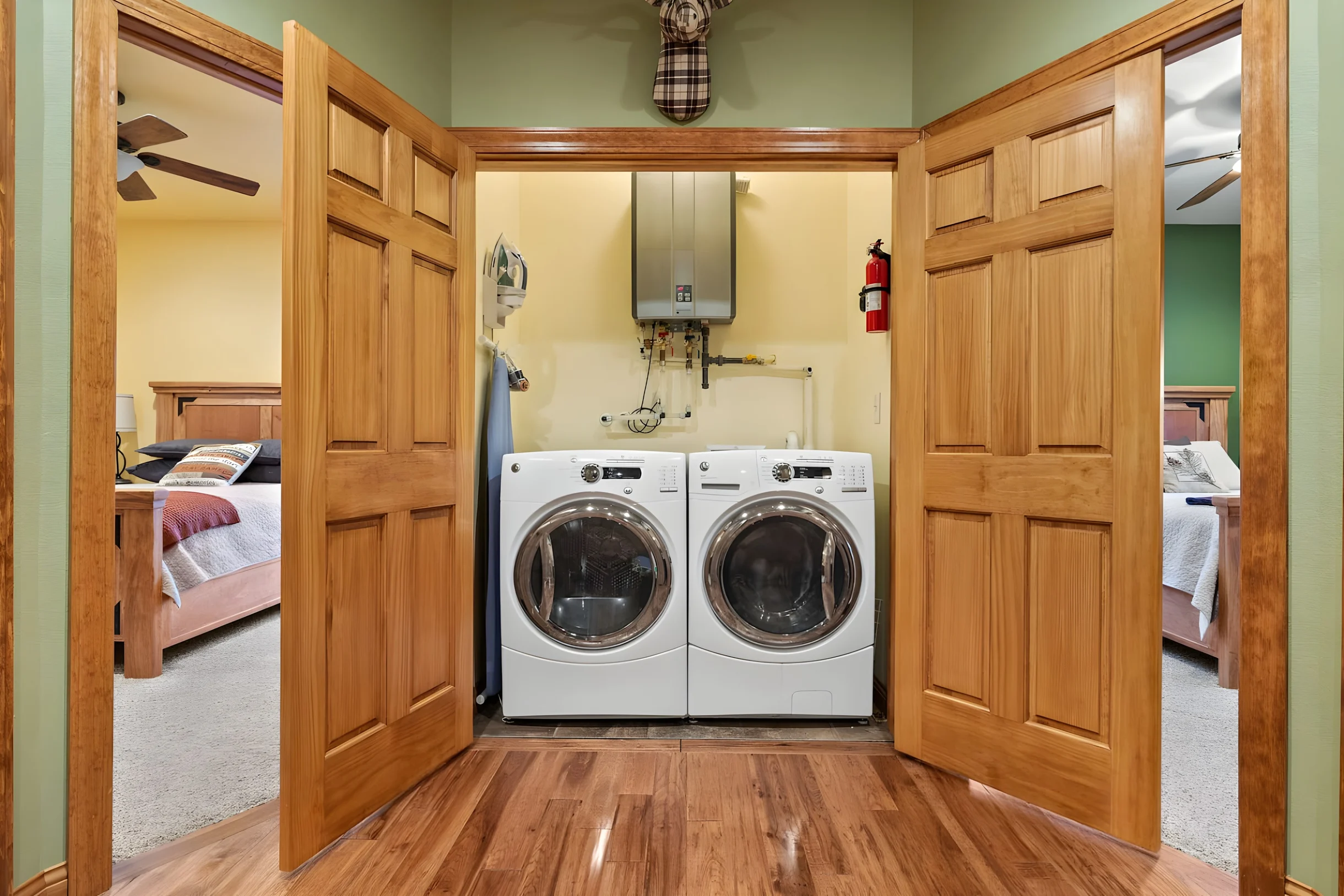 Largest Black Hills Lodge - Sleeps 30 - 13 Bedroom #41