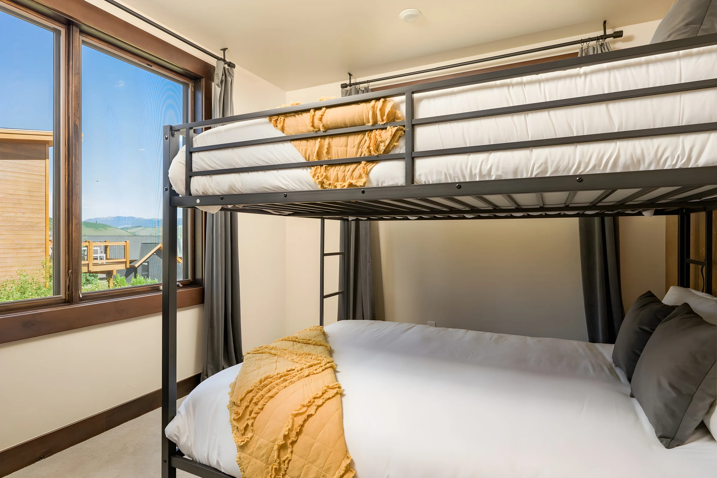 Wander Silverthorne Ridge #31