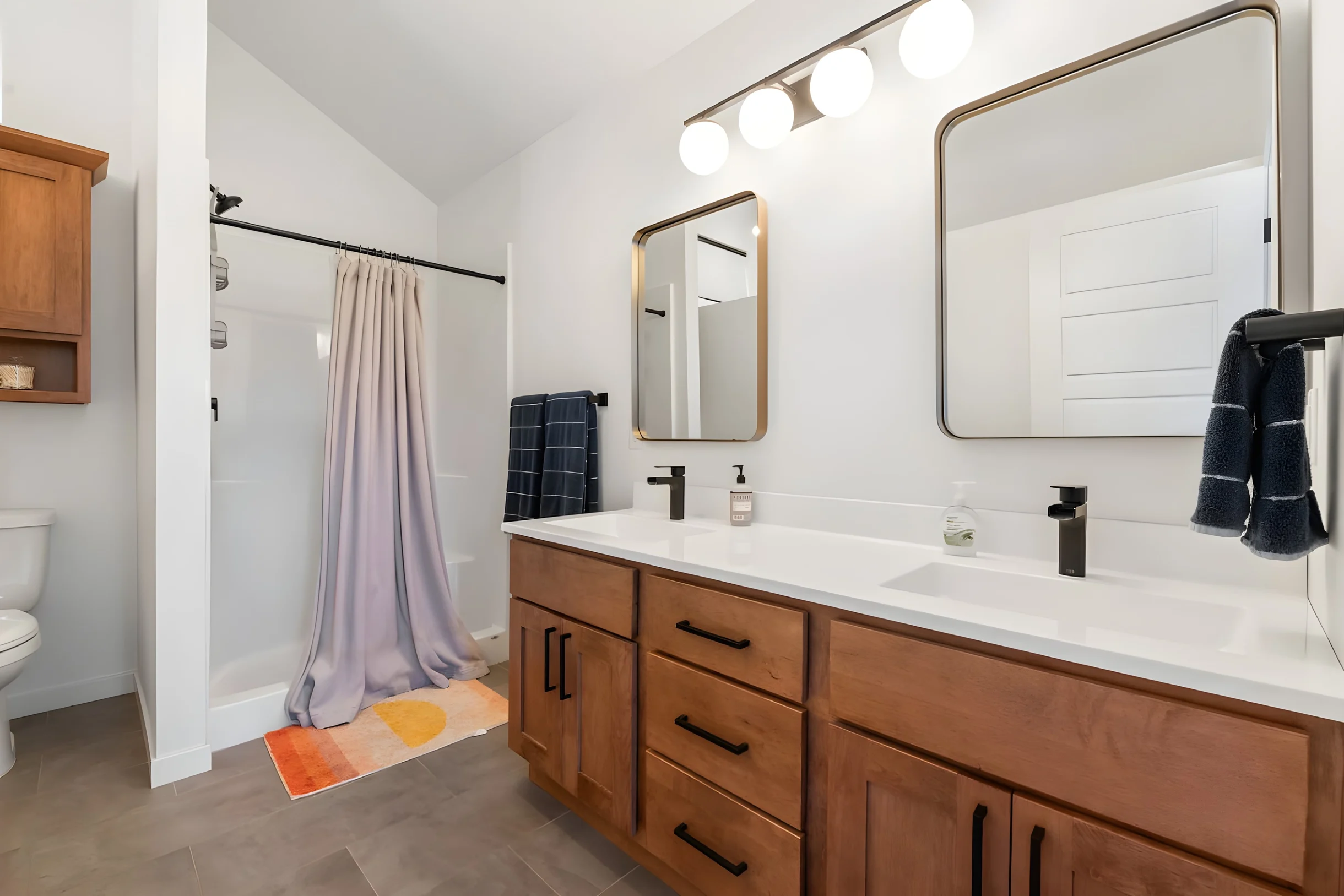 Monaco Place- 3bed 2.5bath #10