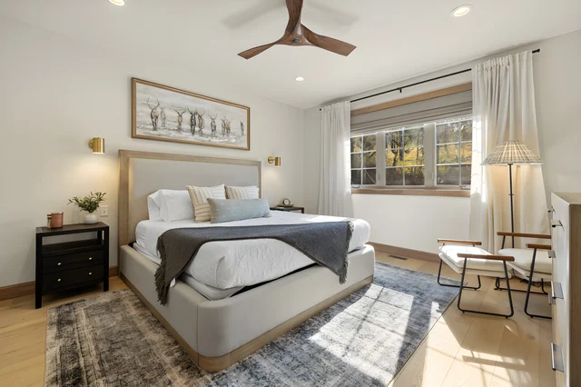 Bedroom 1 image 1