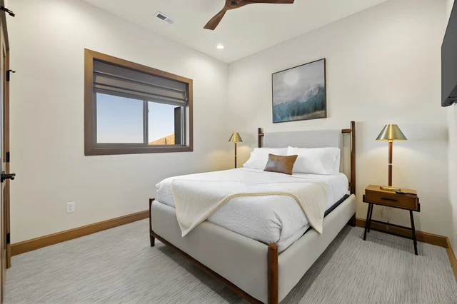 Bedroom 3 image 1