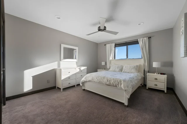Bedroom 3 image 1