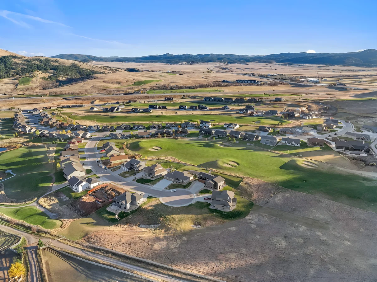Luxe Spearfish Golf Course Home - The Luxe at Elkhorn property photo 2
