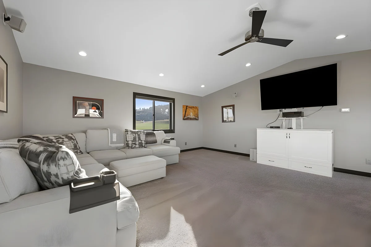 Luxe Spearfish Golf Course Home - The Luxe at Elkhorn property photo 5