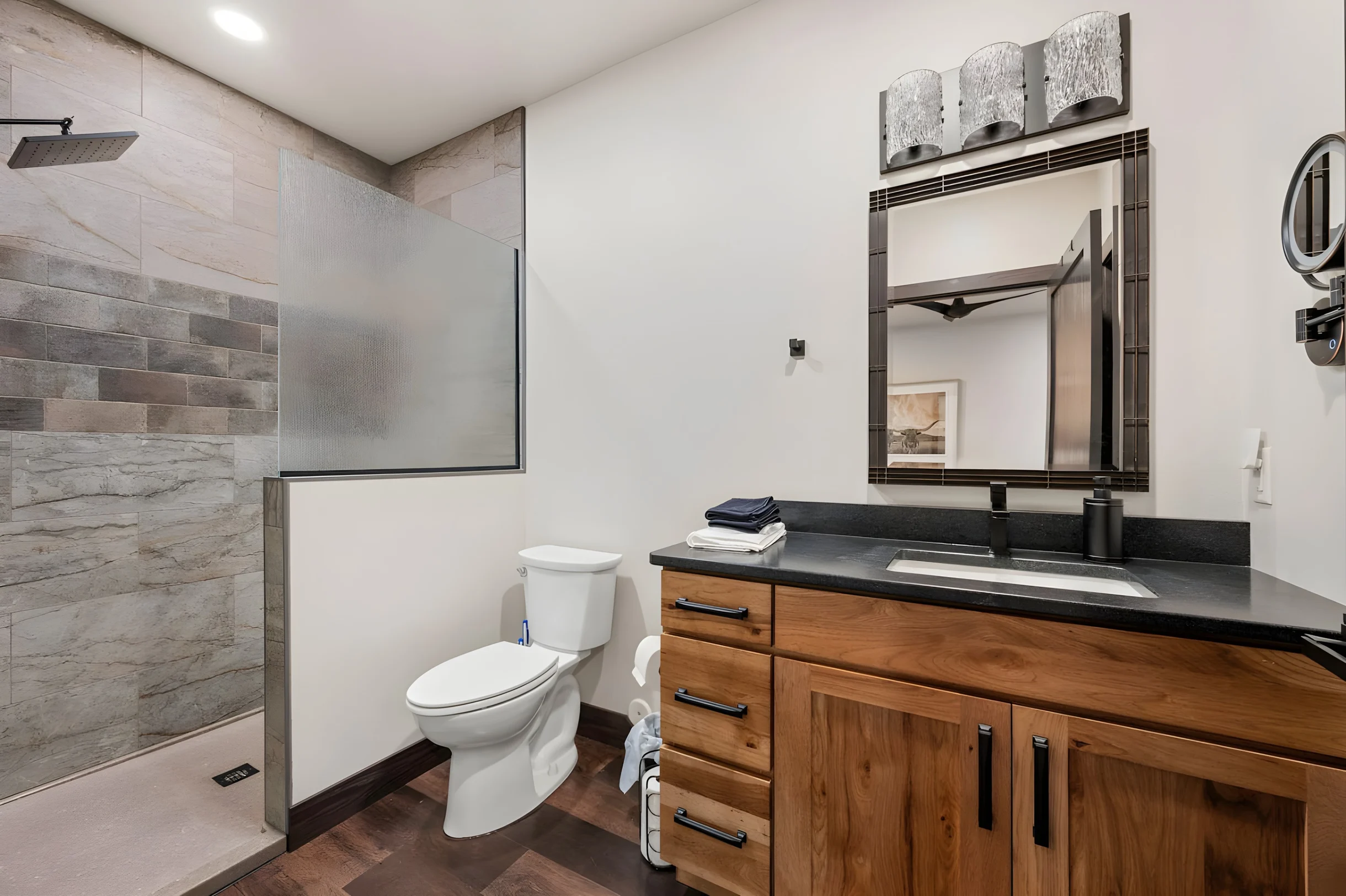 New 7 Bed 7 Bath - Life's A Hoot #13